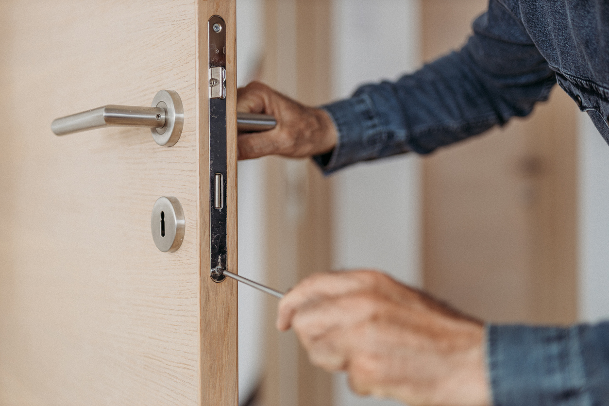 You are currently viewing Fall Maintenance for Locks and Doors: Keep Your Home Safe